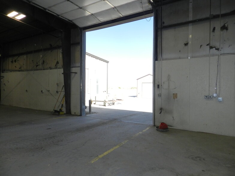 More Photos Of 320 Industrial Ave, Olathe Industrial For Sale