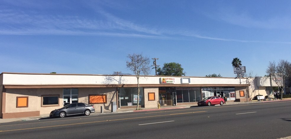 Primary Photo Of 1055-1067 E Holt Ave, Pomona Storefront For Lease