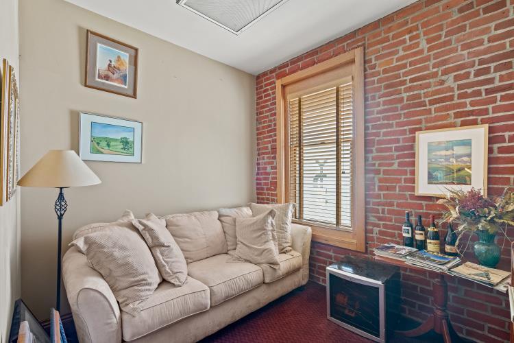 More Photos Of 215 Broadway St, Cottonwood Falls Hotel For Sale