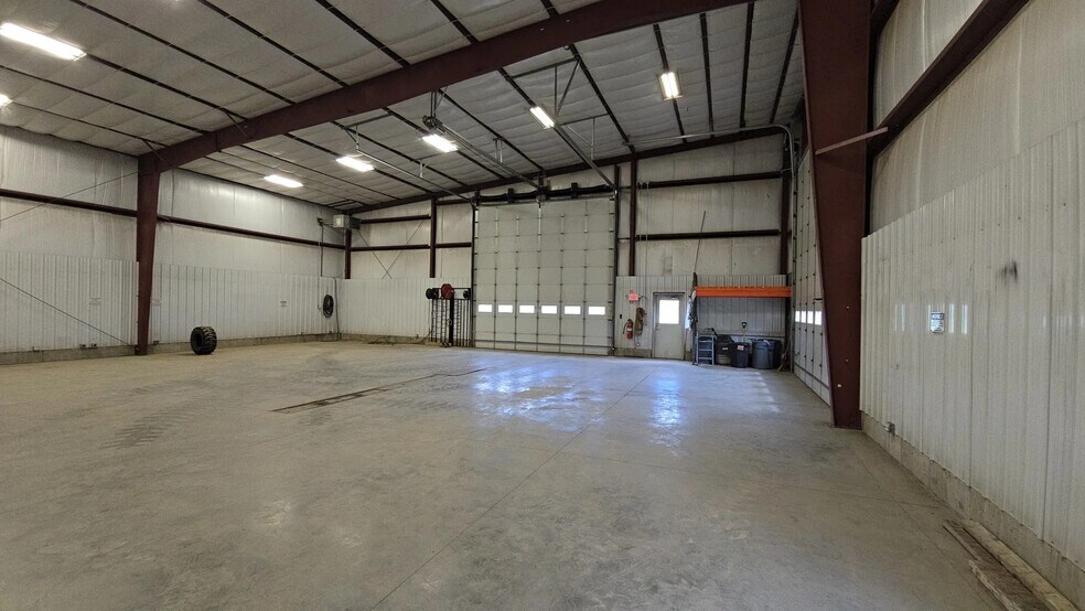 More Photos Of 5678 134th Ave NW, Williston Office For Sale