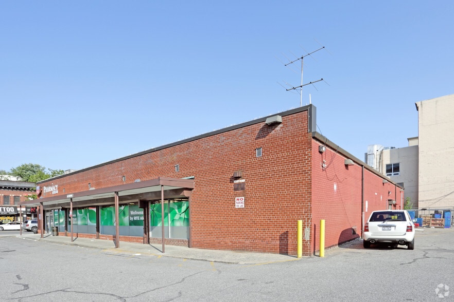 More Photos Of 43-20 Bell Blvd, Bayside Drugstore For Lease