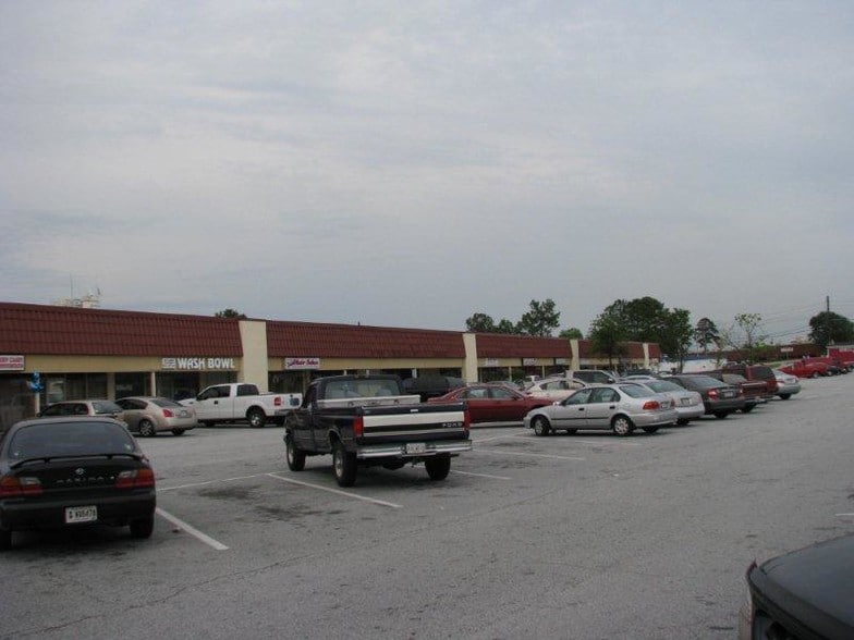 More Photos Of 4827-4903 Old National Hwy, College Park General Retail For Lease