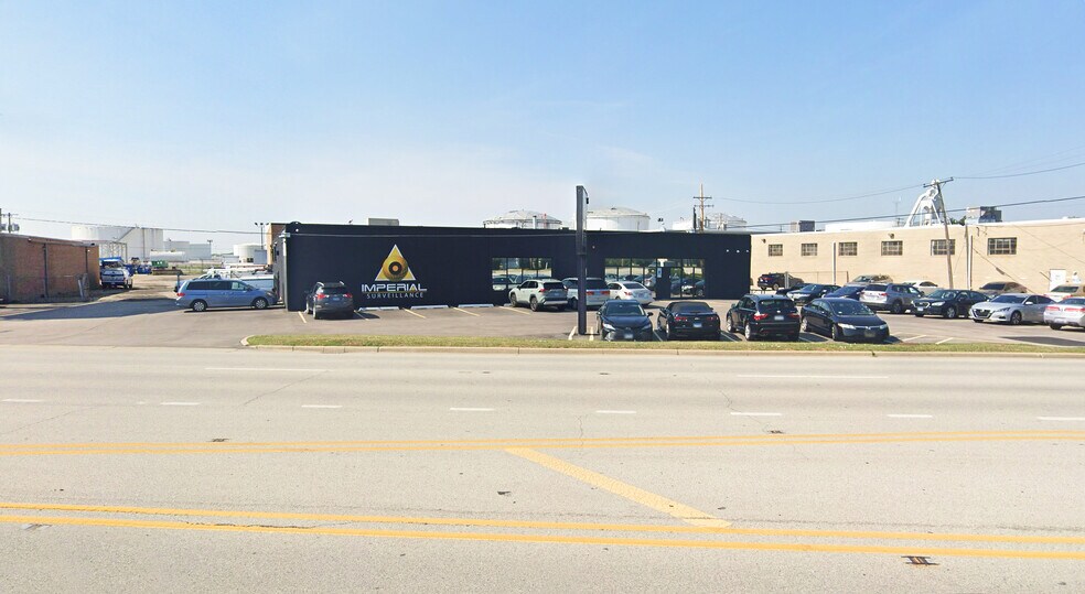 Primary Photo Of 1601 E Algonquin Rd, Mount Prospect Warehouse For Lease
