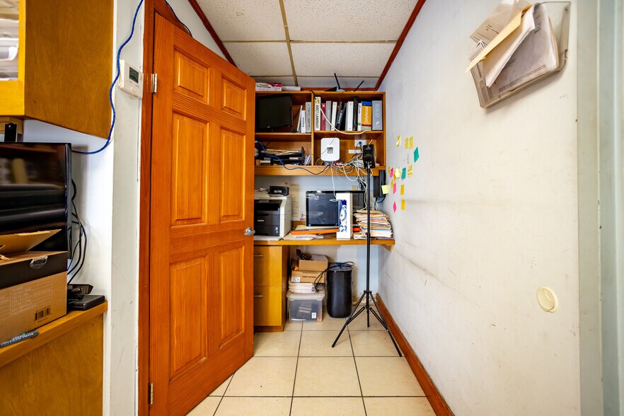 More Photos Of 7301-7325 NW 56th St, Miami Warehouse For Sale