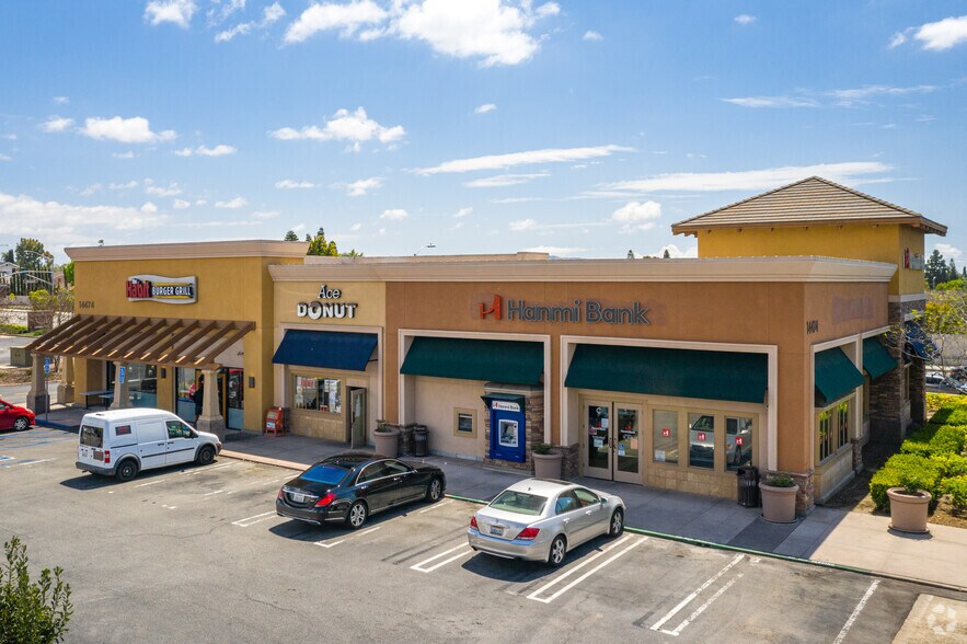 More Photos Of 14200-14474 Culver Dr, Irvine Storefront For Lease