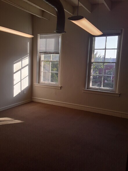 More Photos Of 121 N Main St, Souderton Loft Creative Space For Lease