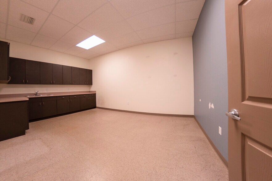 More Photos Of 24420 Sand Hill Blvd, Punta Gorda Unknown For Lease
