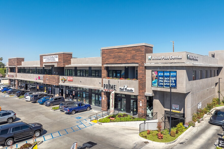 Primary Photo Of 13755-13811 Roscoe Blvd, Panorama City General Retail For Lease