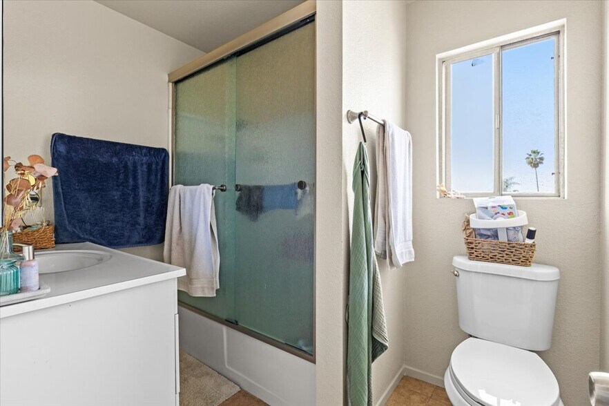 More Photos Of 850 Eucalyptus Ave, Vista Multifamily For Sale