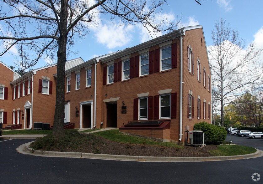 Primary Photo Of 18500-18540 Office Park Dr, Gaithersburg Medical For Sale