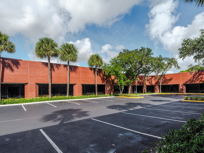 More Photos Of 951 Broken Sound Pky, Boca Raton Office For Sale