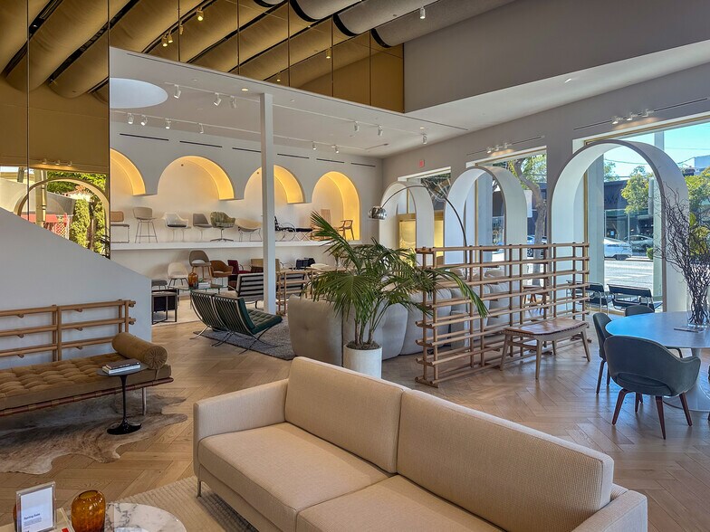 More Photos Of 308-314 N Robertson Blvd, West Hollywood Storefront For Lease