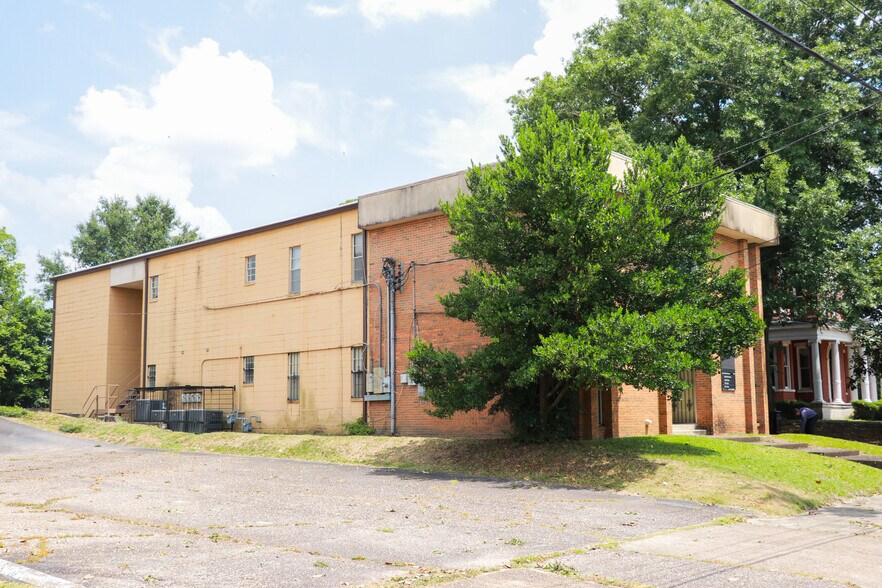 More Photos Of 459 S McDonough St, Montgomery Medical For Sale