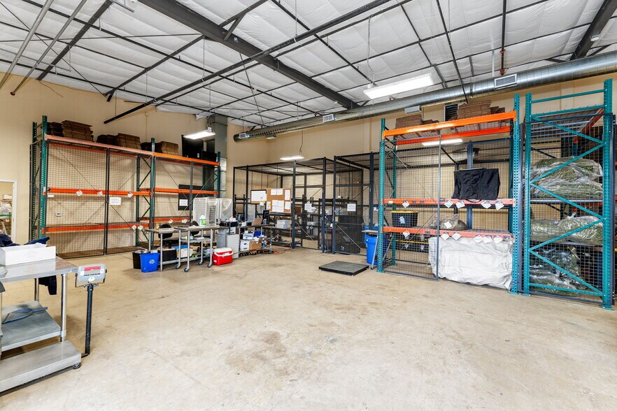 More Photos Of 965 Piner Pl, Santa Rosa Warehouse For Sale