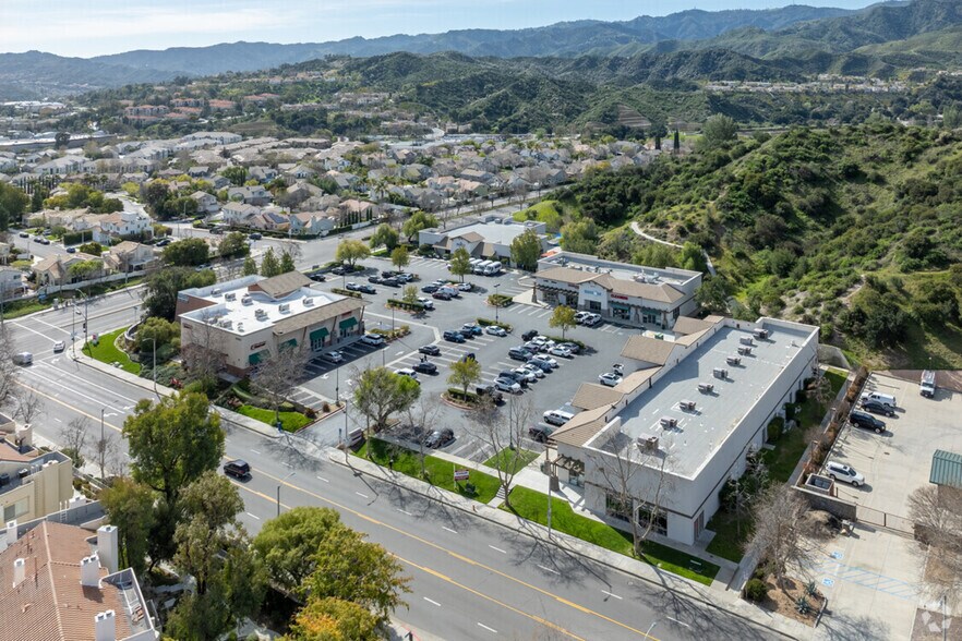 More Photos Of 25810-25860 Hemingway Ave, Valencia Unknown For Lease