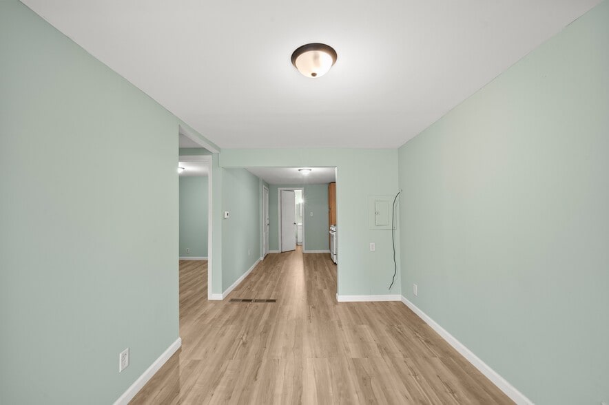 More Photos Of 5590 Paw Paw Lake Rd, Coloma Apartments For Sale