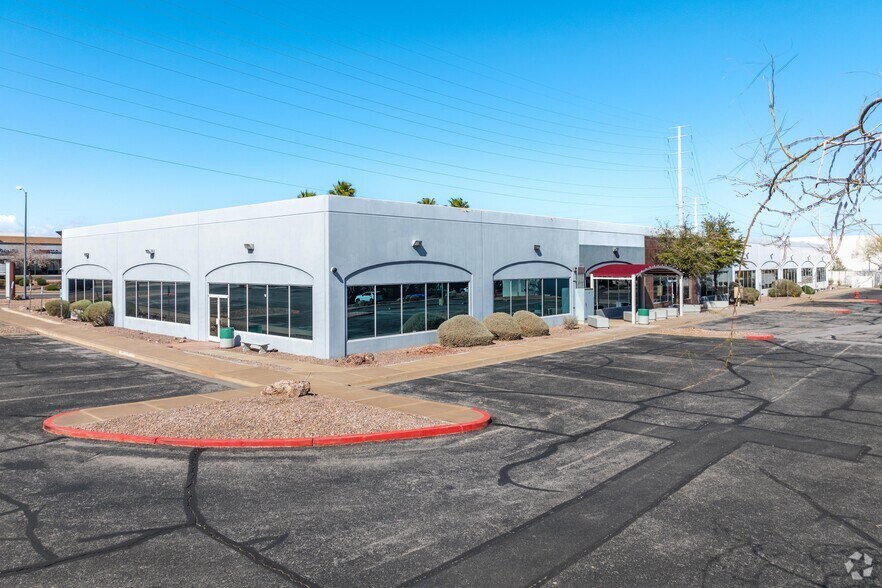 More Photos Of 168 N Gibson Rd, Henderson Office For Lease