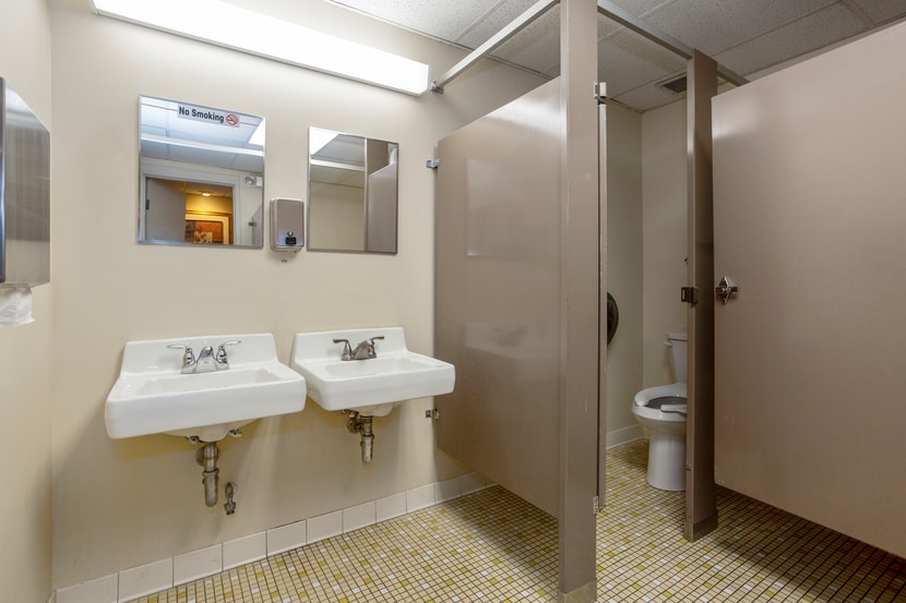 More Photos Of 155 Maple St, Springfield Medical For Sale