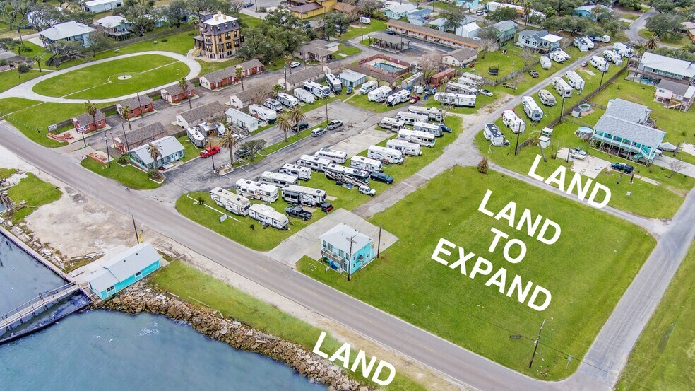 More Photos Of 301 S Fulton Beach, Rockport Trailer Camper Park For Sale