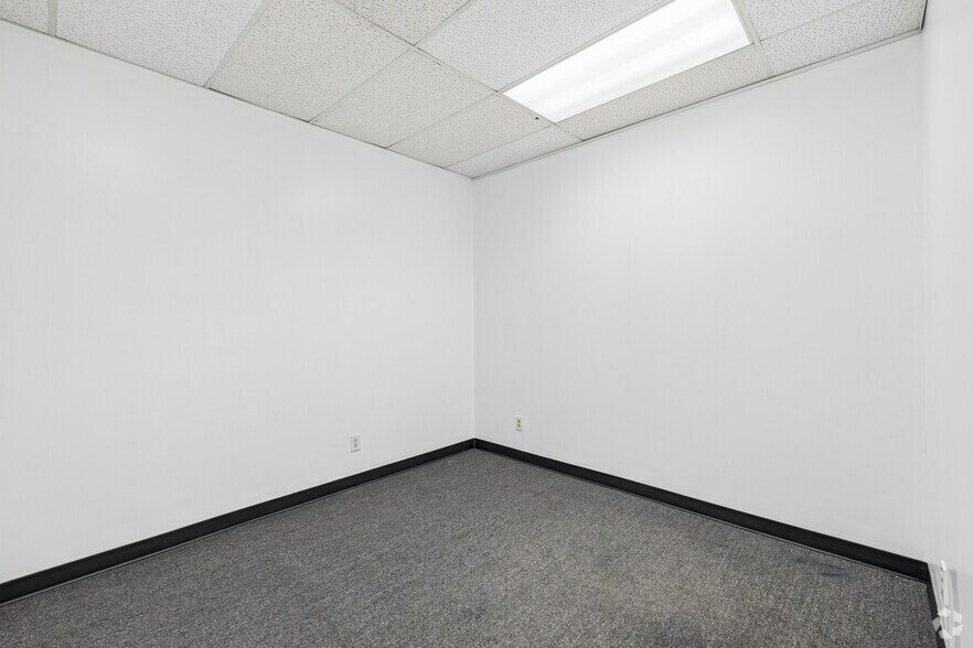 More Photos Of 131 Main St, Hackensack Office For Lease