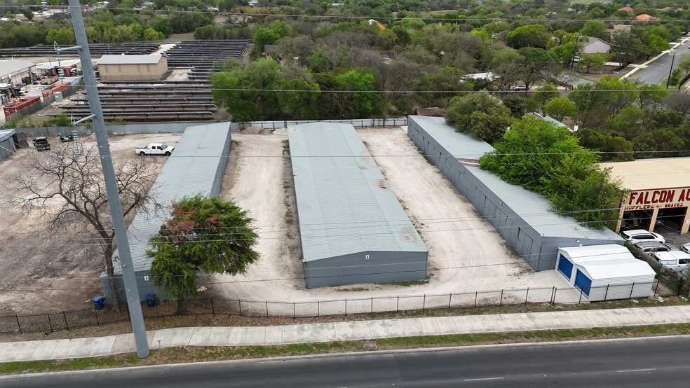More Photos Of 4930 Callaghan Rd, San Antonio Self Storage For Sale