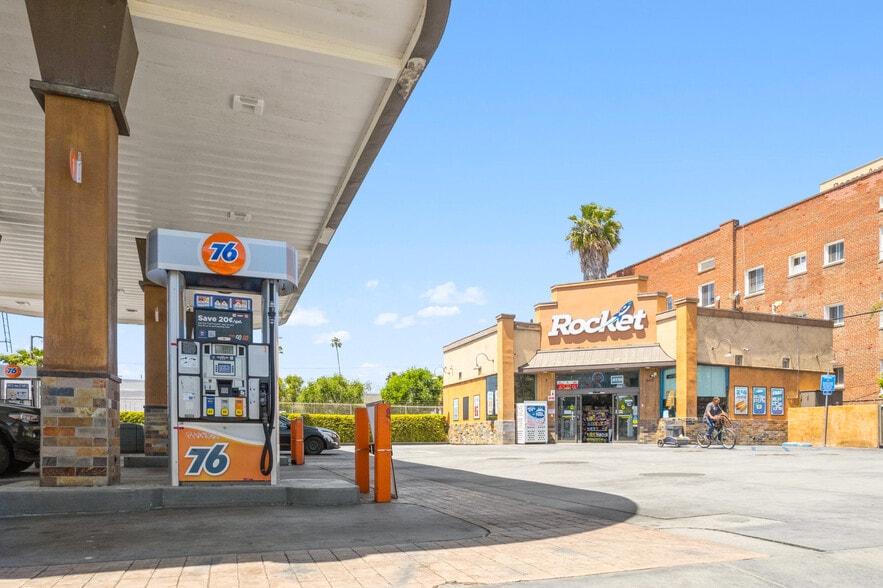 More Photos Of 305 W Anaheim St, Wilmington Service Station For Sale