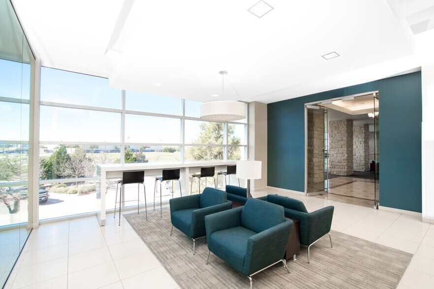 More Photos Of 610 Uptown Blvd, Cedar Hill Office For Sale