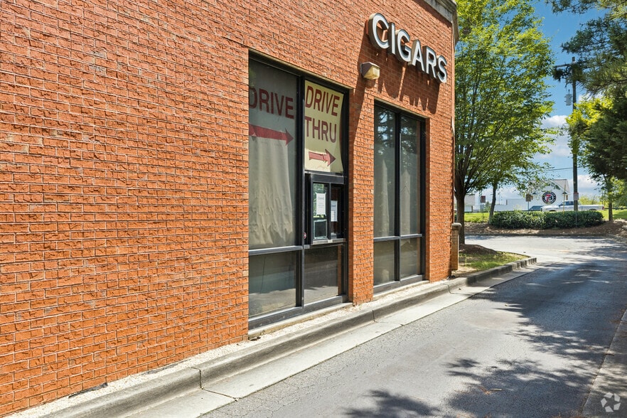 More Photos Of 12872 State Highway 9, Alpharetta Storefront For Lease