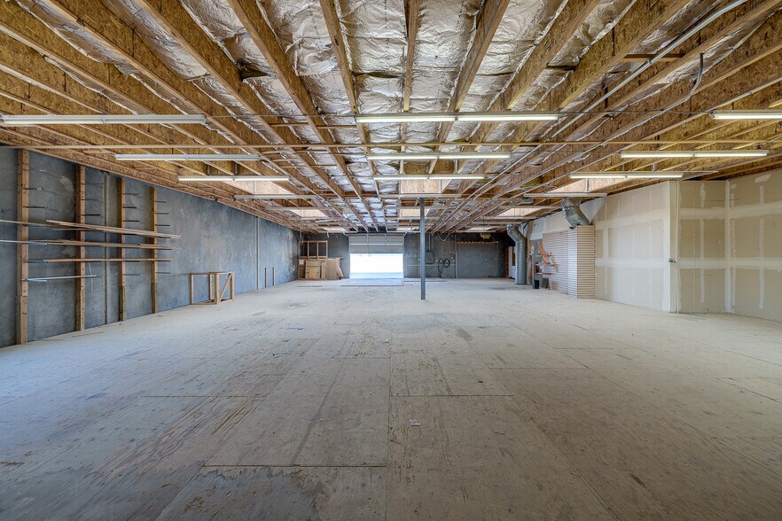 More Photos Of 5461 Arville St, Las Vegas Warehouse For Lease
