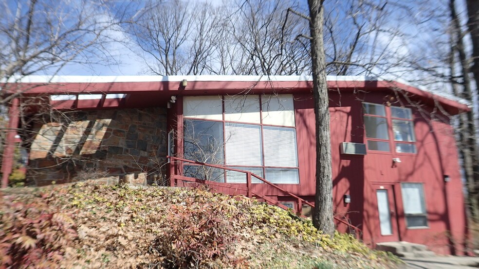 More Photos Of 3005 Brodhead Rd, Bethlehem Office For Sale