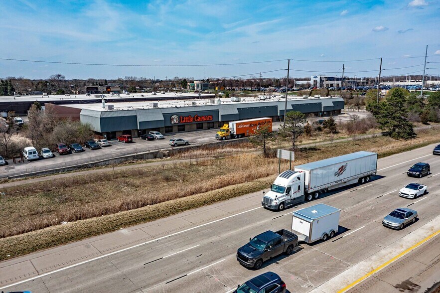 More Photos Of 24150-21466 Haggerty Rd, Farmington Hills Warehouse For Lease