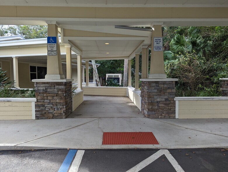 More Photos Of 307 E New Haven Ave, Melbourne Office For Lease