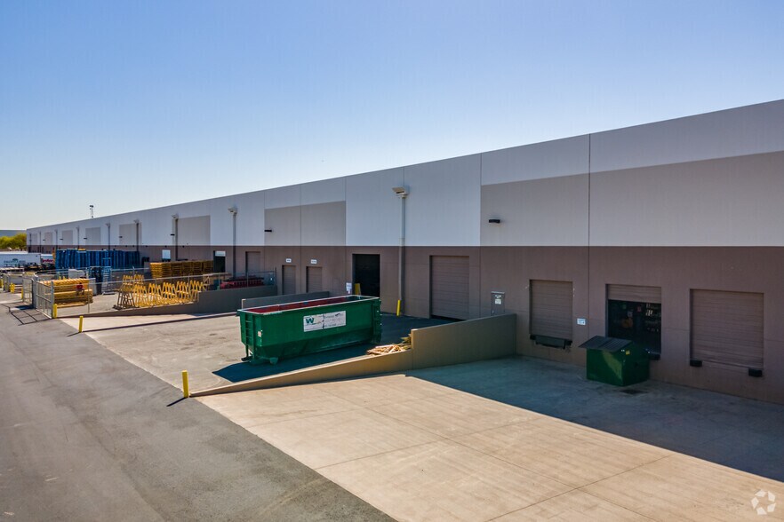 More Photos Of 405 N 75th Ave, Phoenix Unknown For Lease