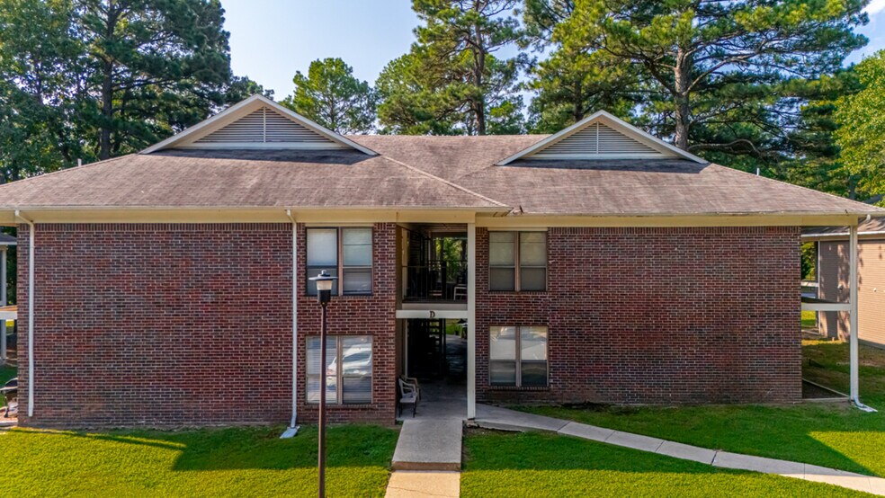 More Photos Of 1810 Bishop Rd, Bryant Apartments For Sale