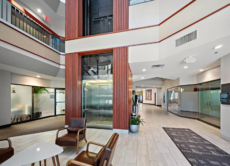 More Photos Of 7100 Northland Cir N, Brooklyn Park Office For Lease