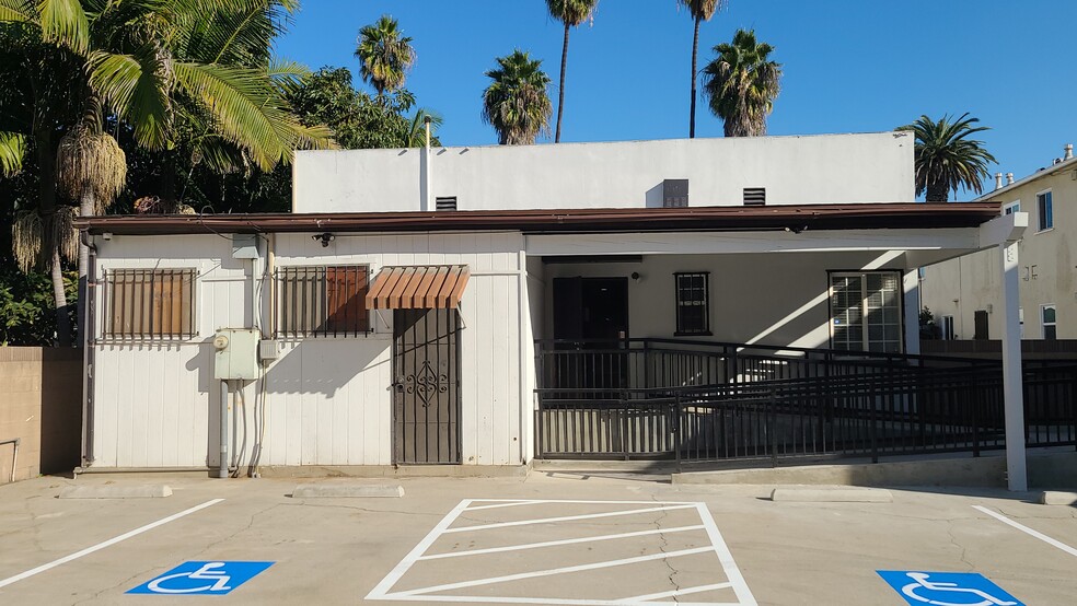 More Photos Of 7021 Seville Ave, Huntington Park Medical For Lease