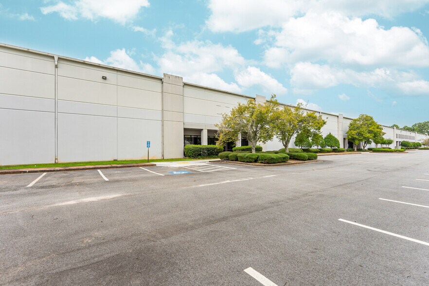 More Photos Of 2175 E Park Dr NE, Conyers Distribution For Lease