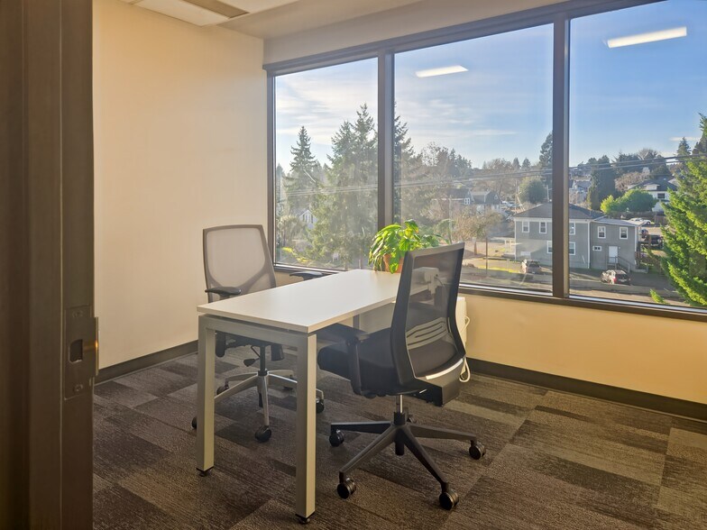 More Photos Of 400 Warren Ave, Bremerton Coworking Space