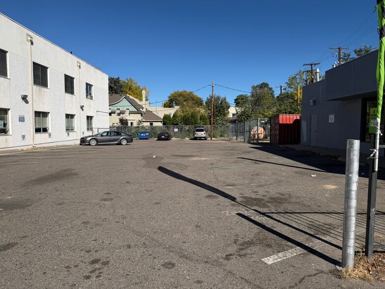 More Photos Of 1915-1919 E Colfax Ave, Denver Office For Sale