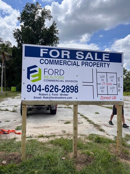 More Photos Of 2212 SW 13th St, Gainesville Land For Sale