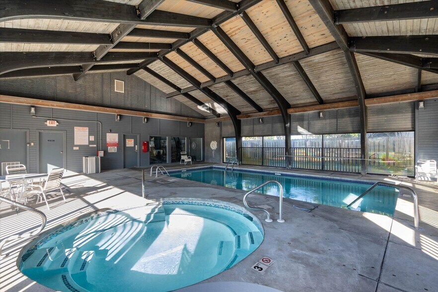 More Photos Of 24770 Perdido Beach Blvd, Orange Beach Office For Sale