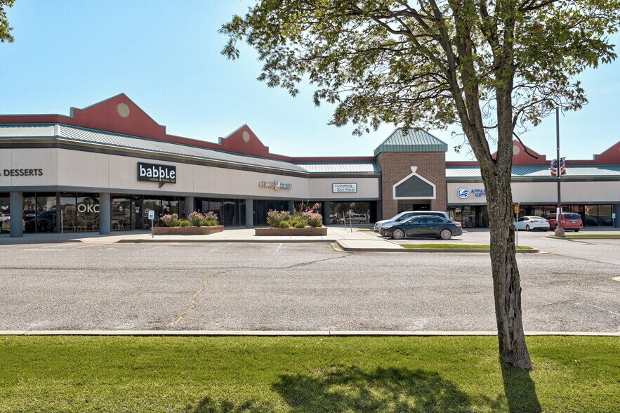 More Photos Of 6909 W Hefner Rd, Oklahoma City General Retail For Lease