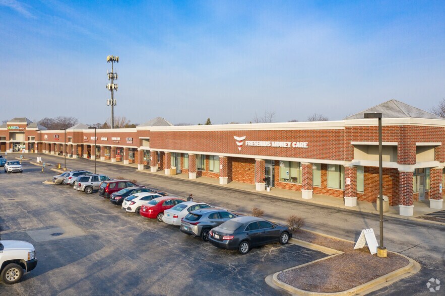 More Photos Of 1710-1784 W Golf Rd, Mount Prospect Restaurant For Lease