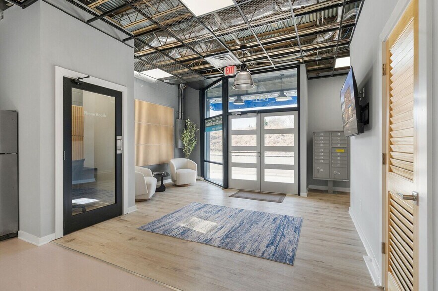 More Photos Of 117 S Main St, Hopewell Coworking Space