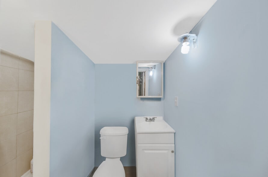 More Photos Of 1925 NW 79th St, Miami Apartments For Sale