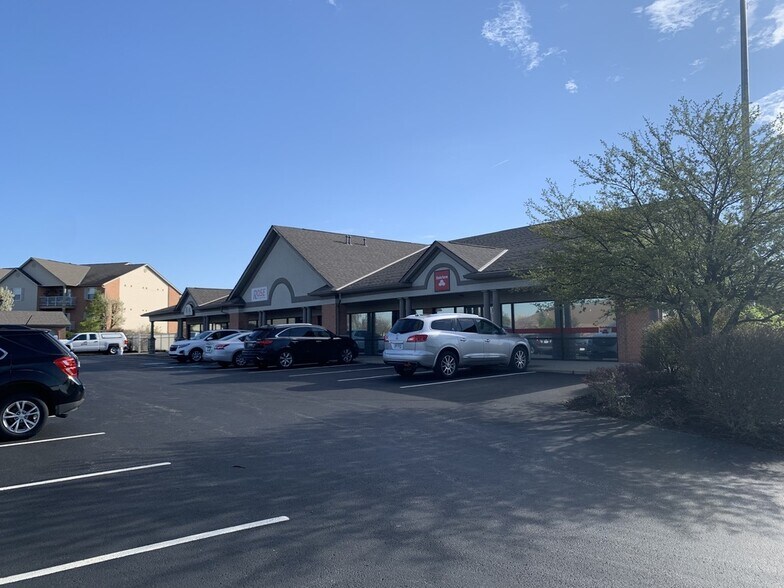 More Photos Of 7939 Morris Rd, Fairfield Township General Retail For Lease