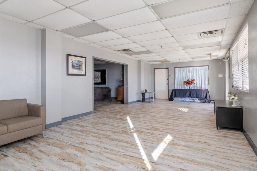 More Photos Of 1215 NE 34th St, Oklahoma City Assisted Living For Lease