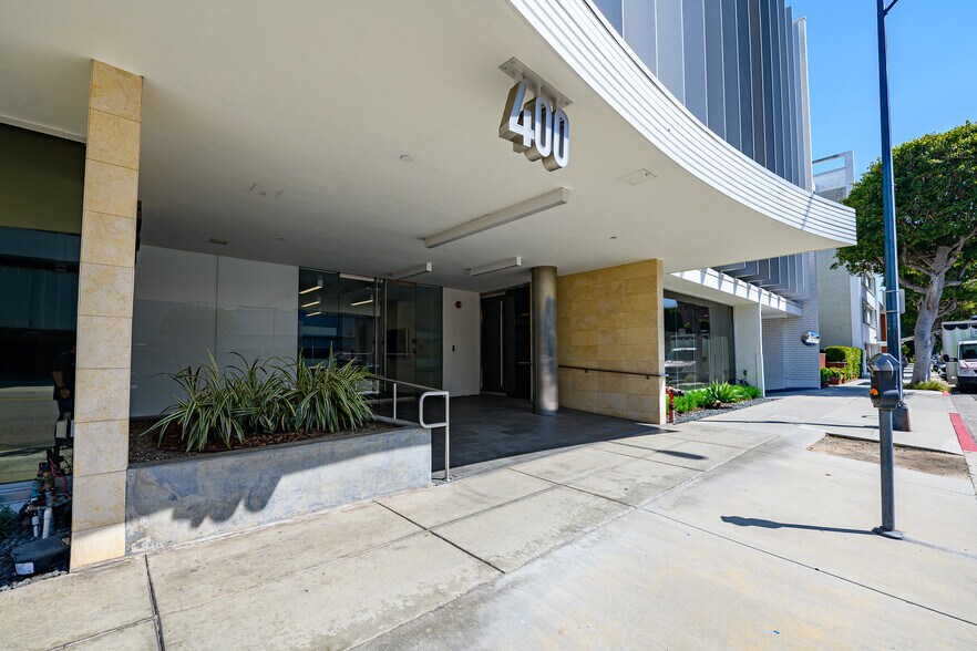 More Photos Of 400 S Beverly Dr, Beverly Hills Office For Lease
