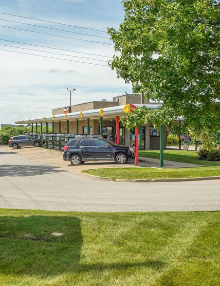 More Photos Of 8311 Hedge Lane Ter, Shawnee Fast Food For Sale