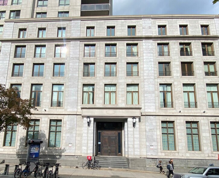 More Photos Of 1200 Boul De Maisonneuve O, Montréal Apartments For Sale